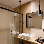 Nuvo Boutique Hotel 4*