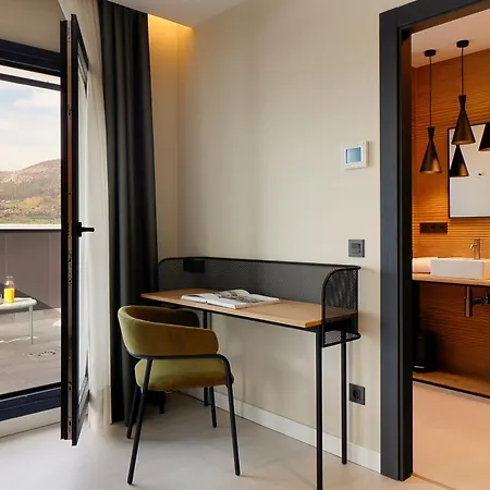 فندق Nuvo Boutique 4*