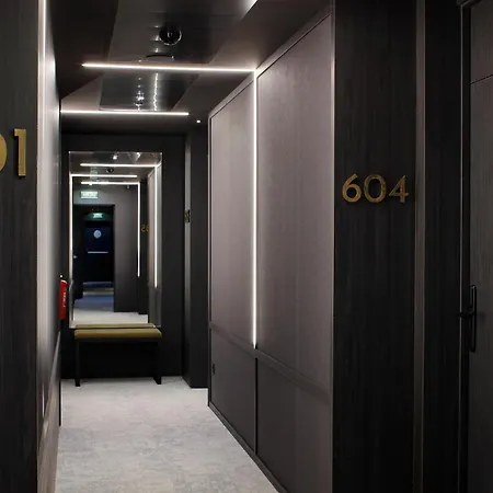 Отель Nuvo Boutique 4*