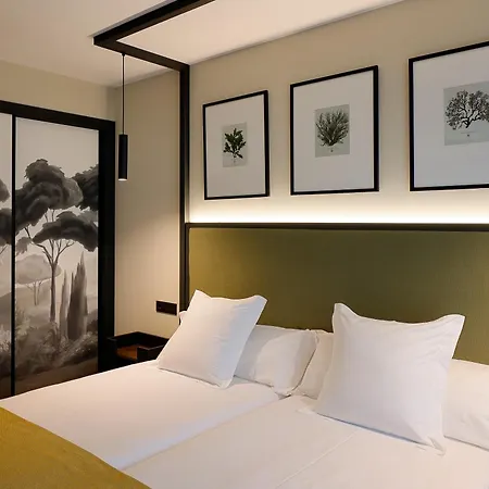 Nuvo Boutique 4*