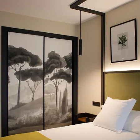 Nuvo Boutique 4*