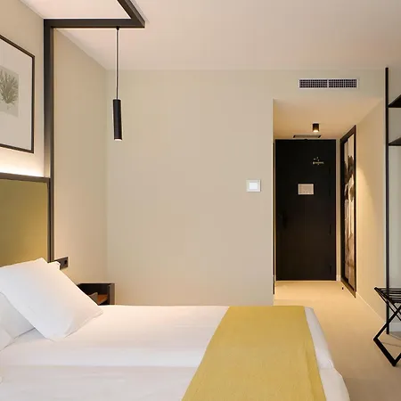 Nuvo Boutique 4* اوفيدو