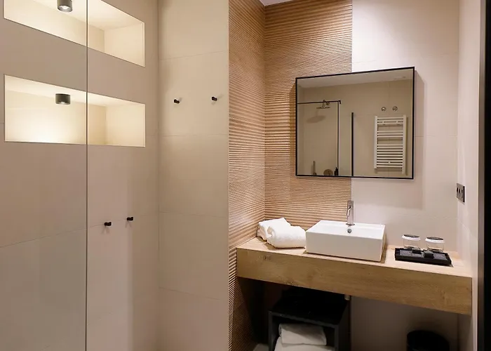 Hotel Nuvo Boutique 4*